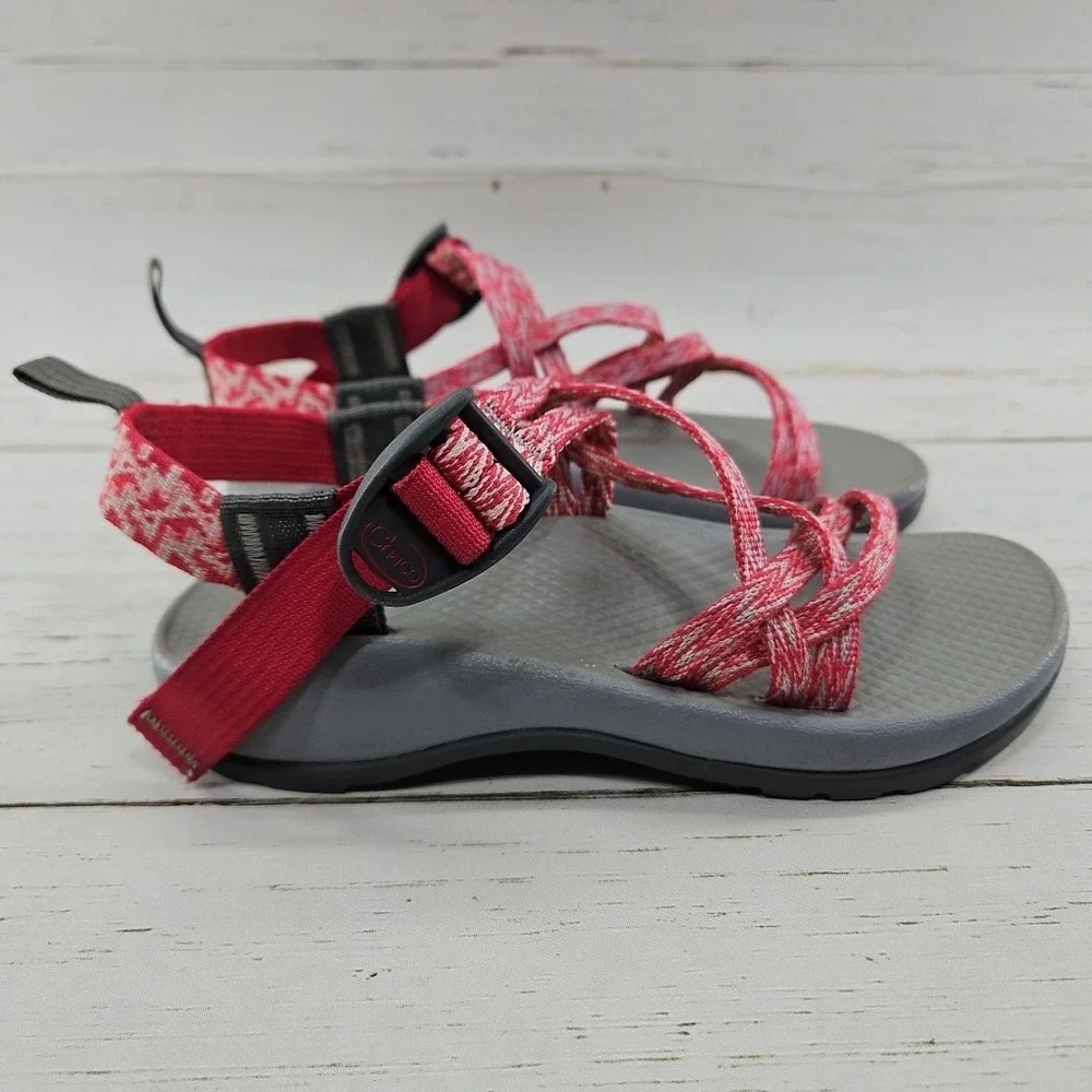 Chaco ZX/1 EcoTread Sport Sandals Girls‎ Youth 2 Pink Water Sandals Adjustable